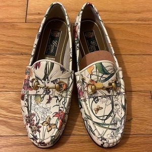 Authentic Gucci floral loafers 35.5